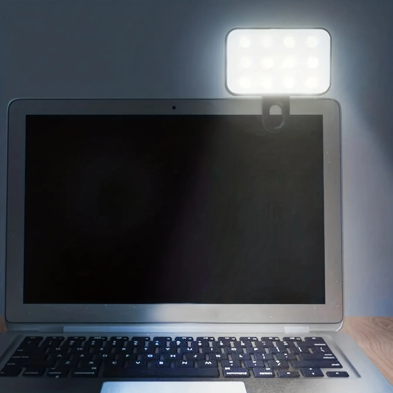 Mini Foco LED Recargable – Luz de Relleno para Móvil y Portátil